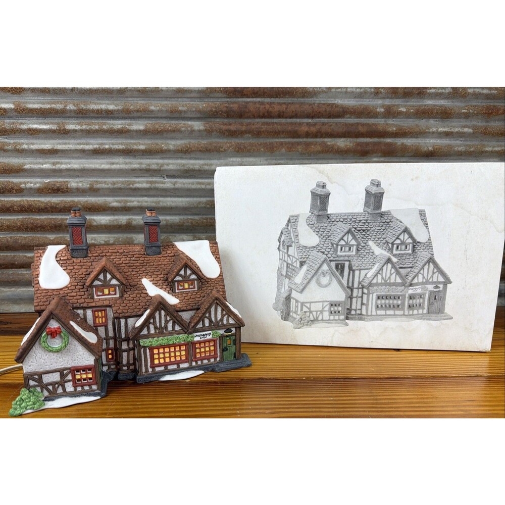 Department 56 Dickens Heritage- Ashbury Inn #5555-7  Retired